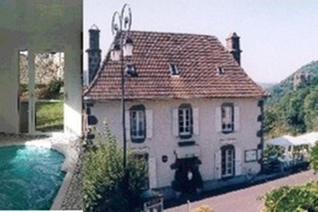Auberge Hotel De Tournemire - Cantal Zewnętrze zdjęcie